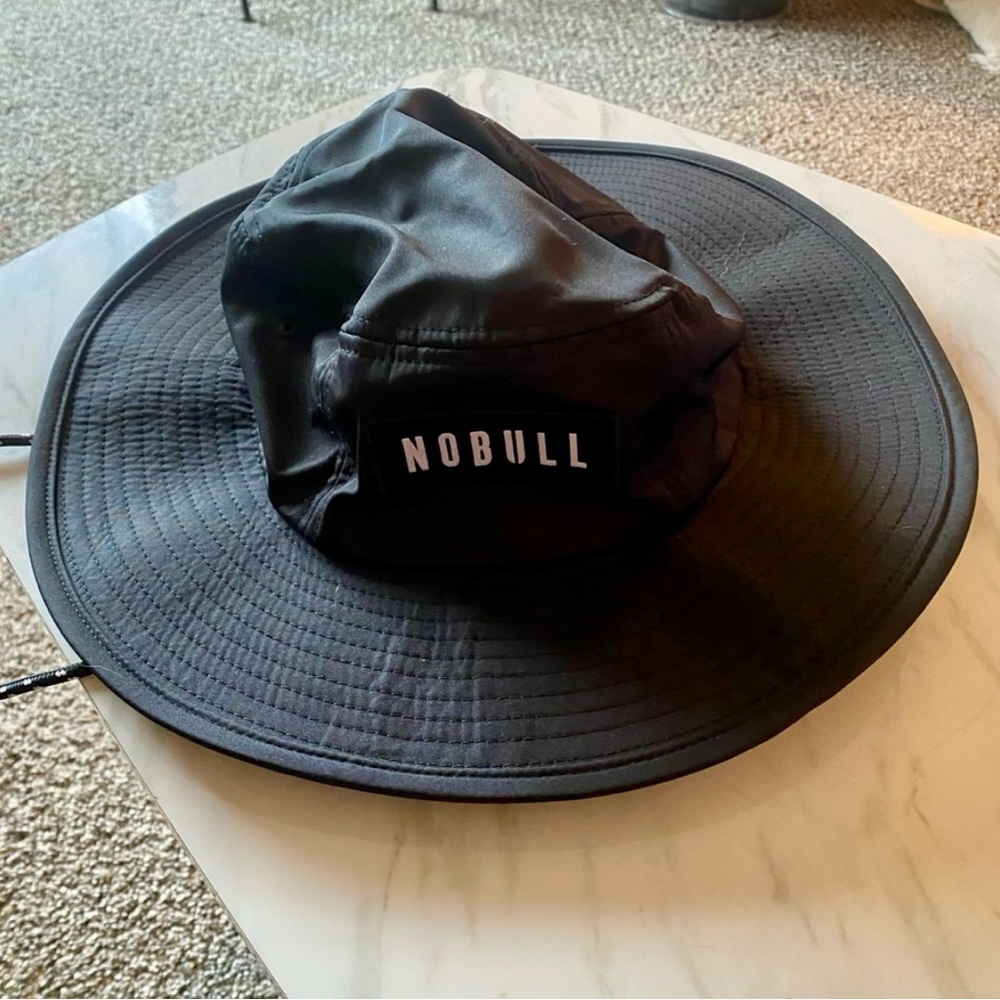 Nobull bucket hat S/M Logo casual cap UNISEX 🚻